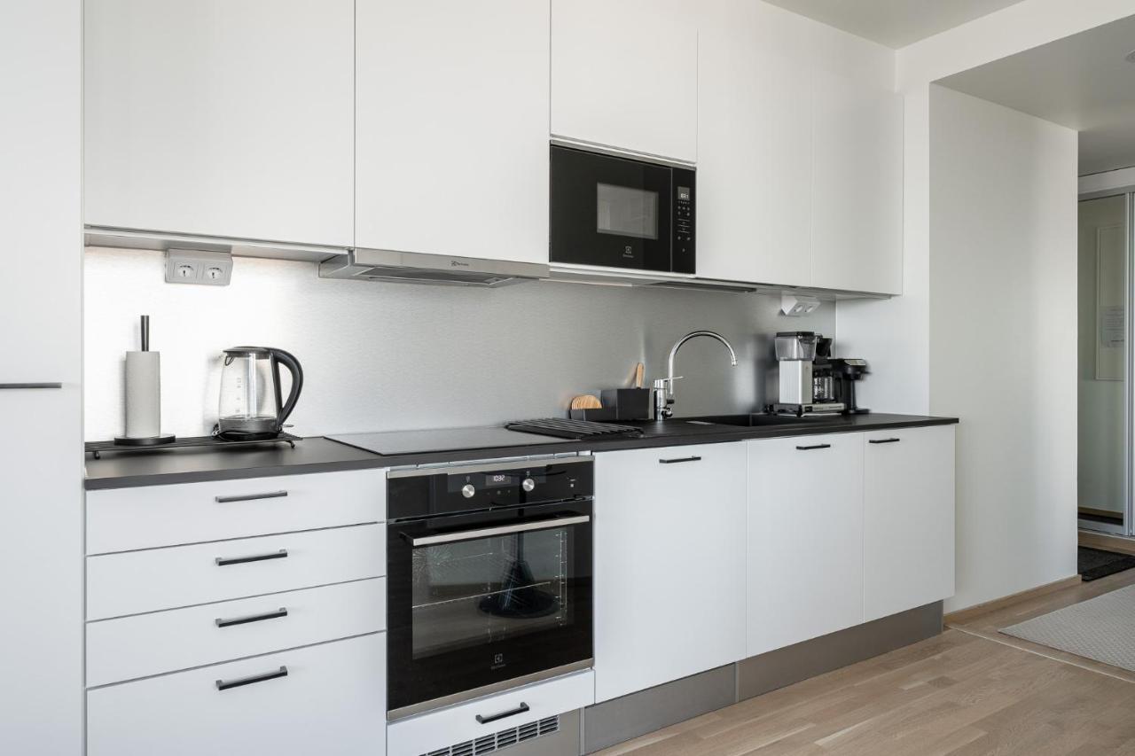 Stunning Views 11Th Floor 2Br Home With Sauna - Hosted By 2Ndhomes ตัมเปเร ภายนอก รูปภาพ