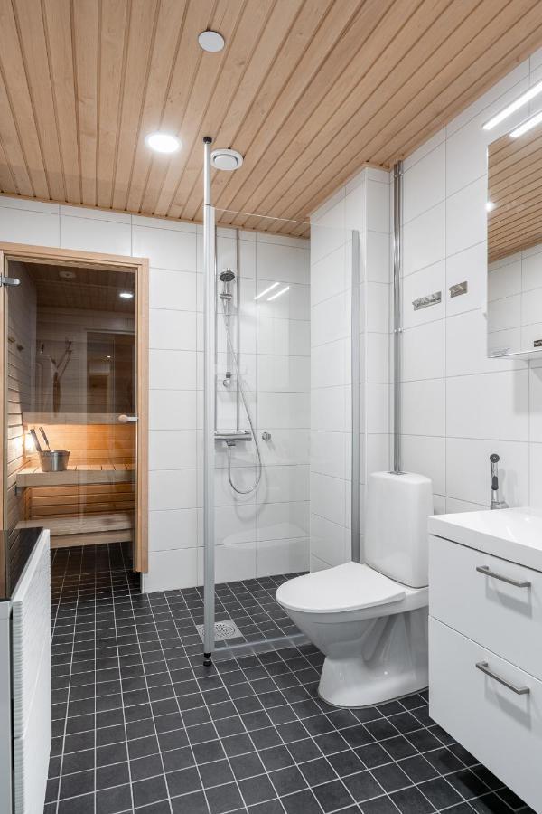 Stunning Views 11Th Floor 2Br Home With Sauna - Hosted By 2Ndhomes ตัมเปเร ภายนอก รูปภาพ